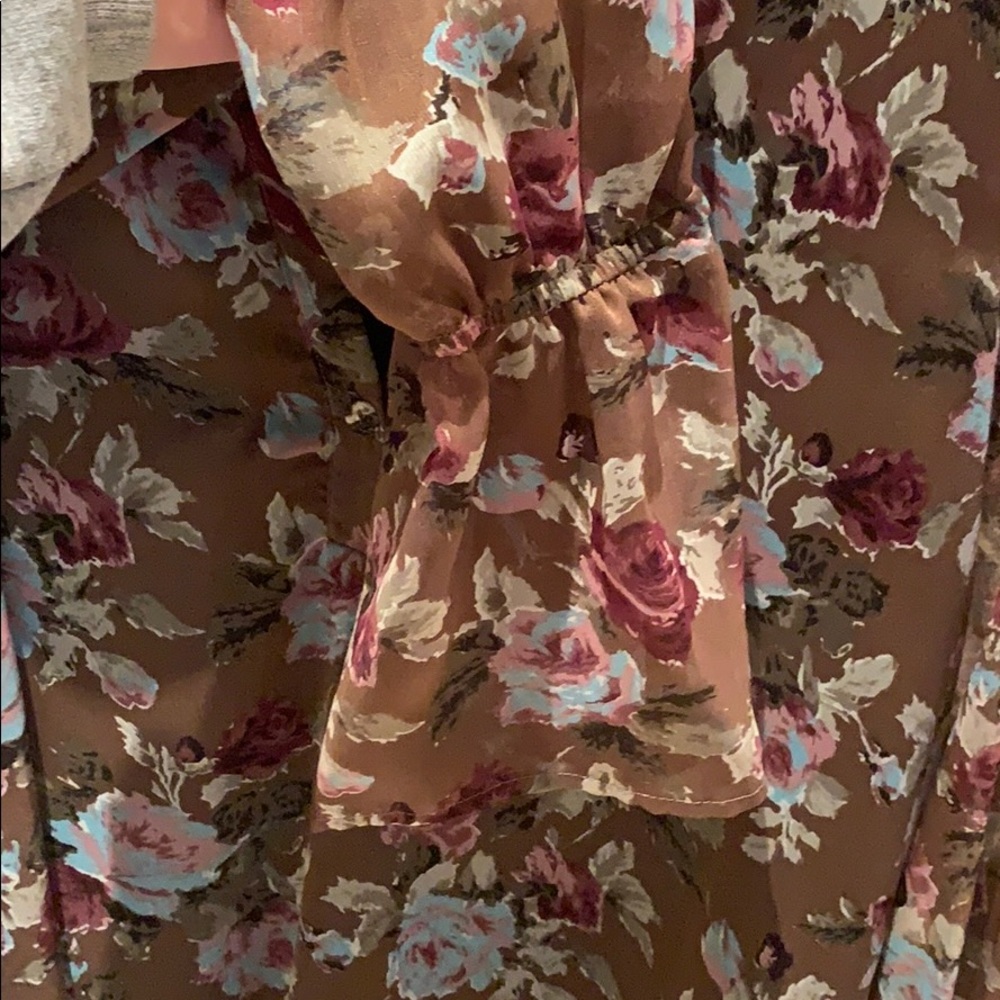 Flowy Flower Dress - image 4